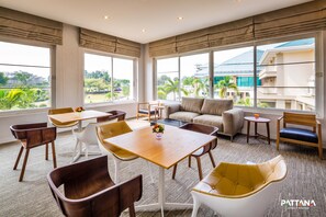 Business centre - Pattana Sports Resort (Si Racha)