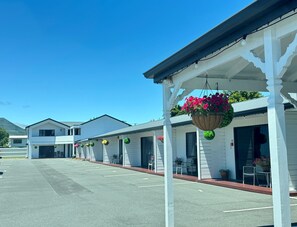 Exterior - Ashbrook Motel Taupo (Taupo)