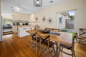 Deluxe Cottage, 3 Bedrooms | Individually decorated, individually furnished, soundproofing