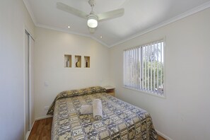 Standard Suite, 2 Bedrooms, Non Smoking, Kitchen (Cabin)