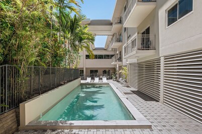 艾尔奎斯特汤斯维尔酒店