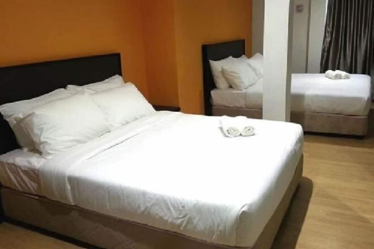In-room safe, desk, blackout drapes, iron/ironing board (on request)