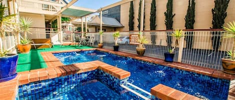 Outdoor pool, pool loungers