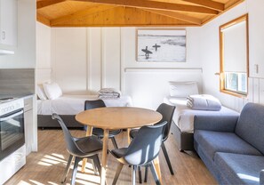 Basic Cabin | Iron/ironing board, free WiFi, bed sheets - NRMA Port Campbell Holiday Park (Port Campbell)