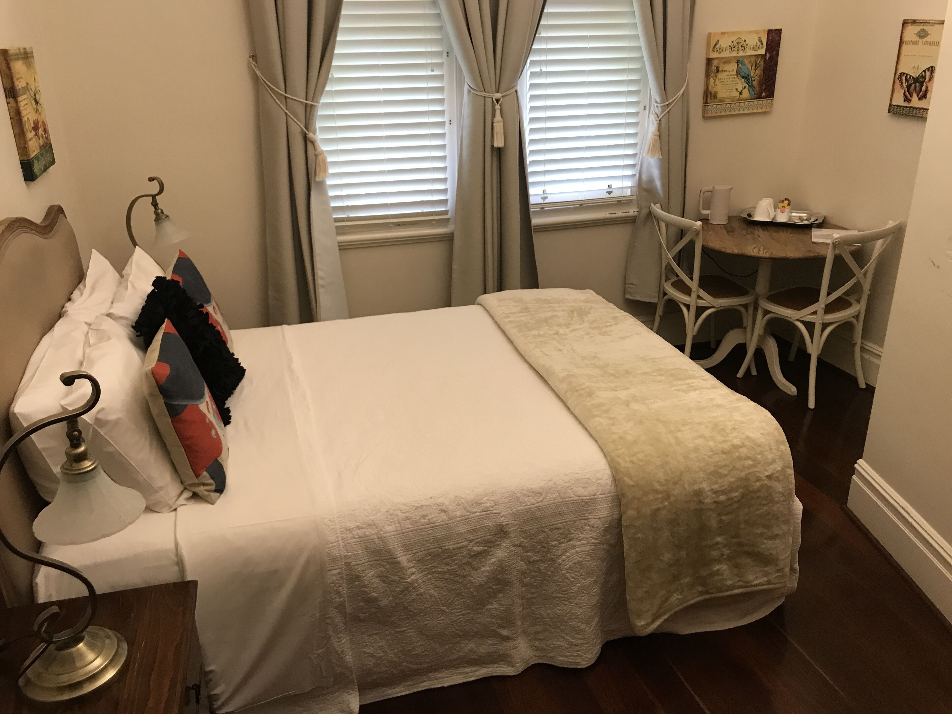 ห้องสแตนดาร์ด, ปลอดบุหรี่, ระเบียง (Room 1 (Norfolk Suite))