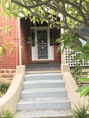 Fachada da propriedade