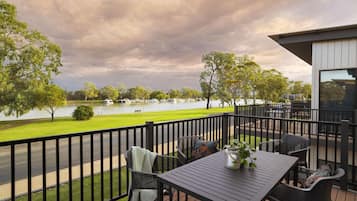 Riverview Villa Balcony | Exterior