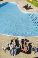 Piscina externa sazonal