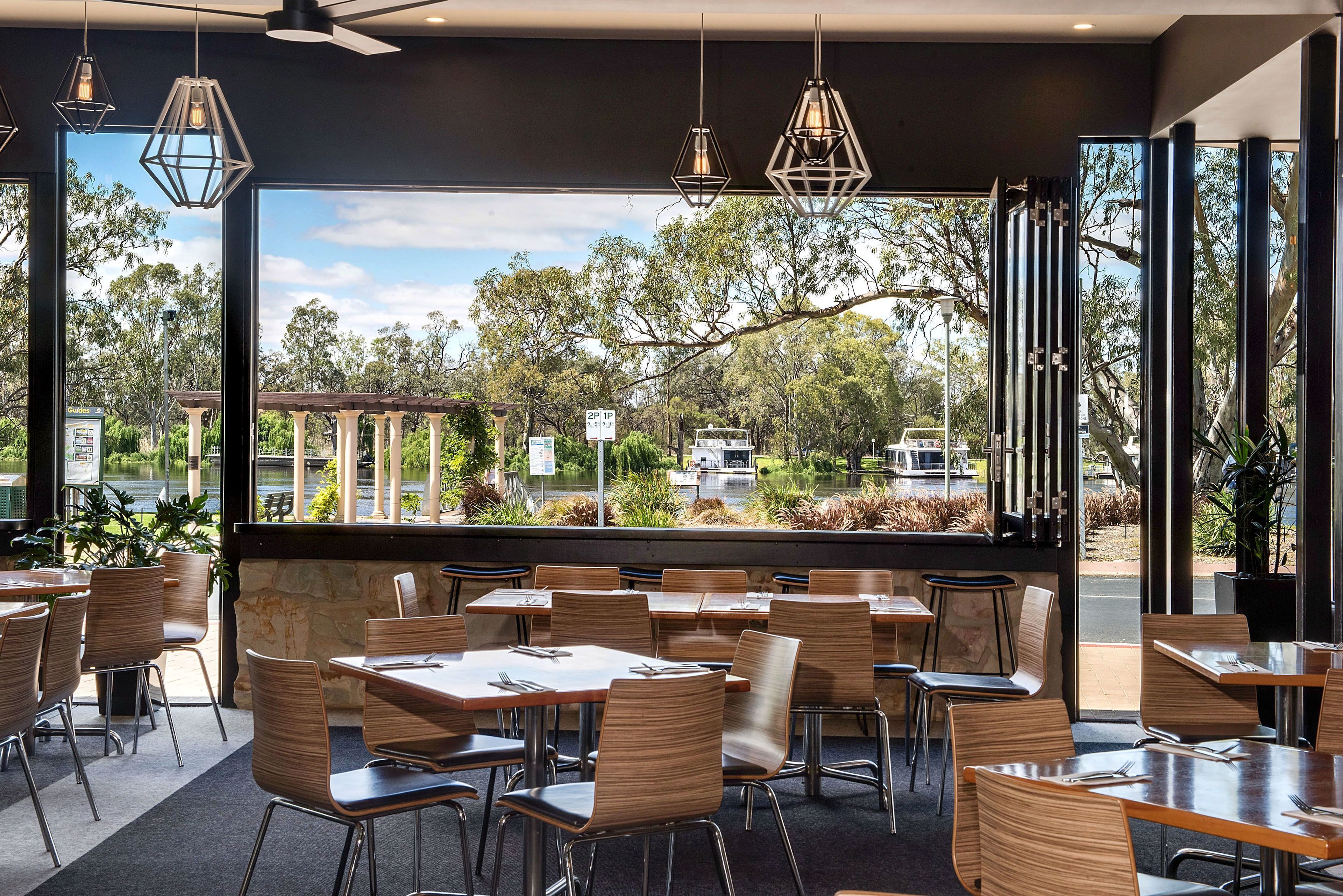 breakfast, lunch and dinner served