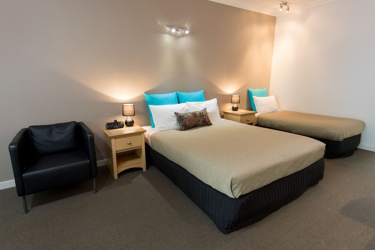 1 Schlafzimmer, Minibar, Bügeleisen/Bügelbrett, kostenloses WLAN