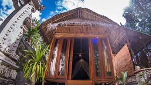 Rumah Pohon Ekonomi, pemandangan kebun | Tempat tidur lipat/tambahan