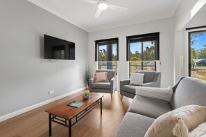 Villa, 2 Schlafzimmer | Wohnbereich