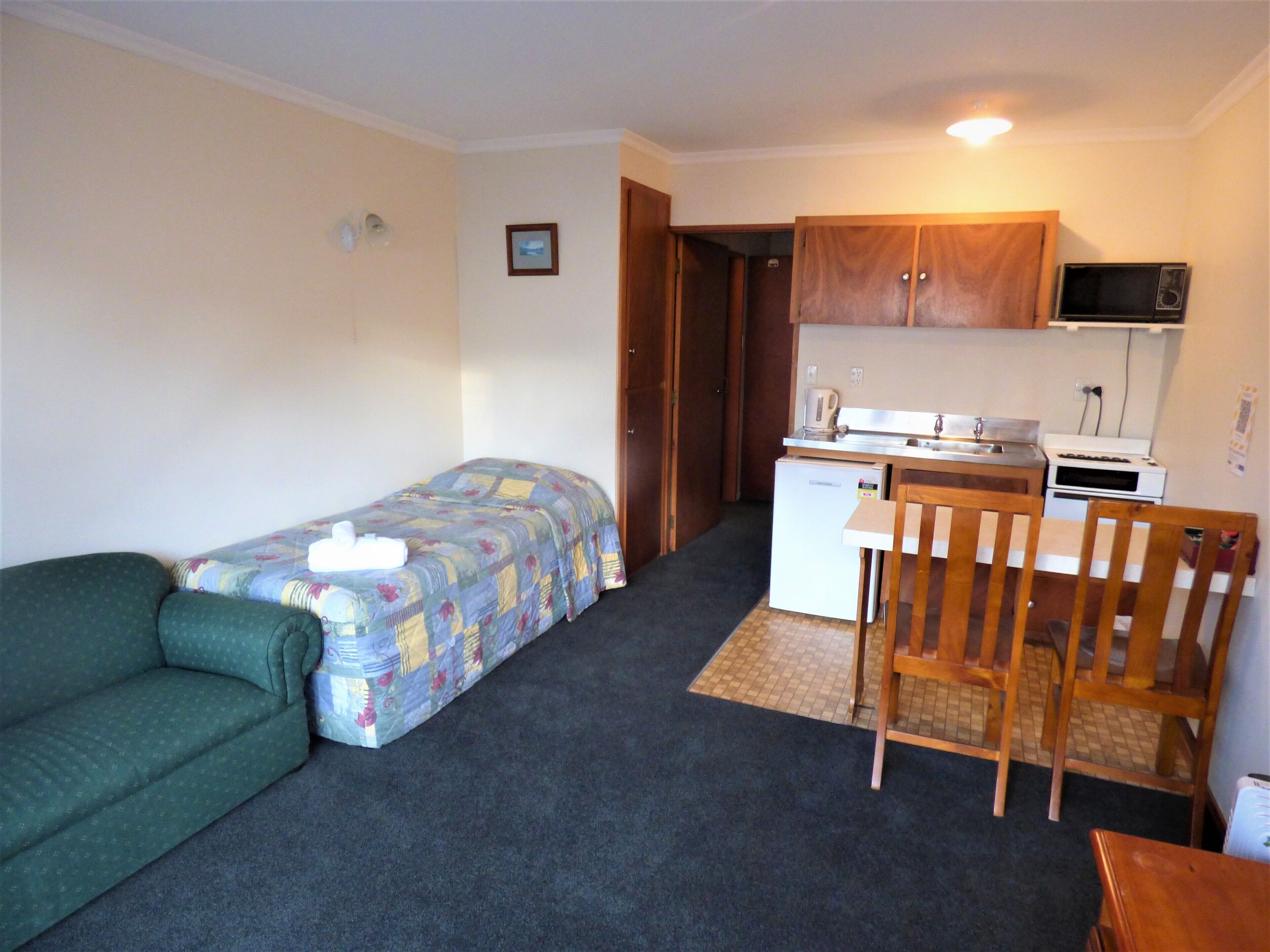 standard apartment | free wifi, bed sheets