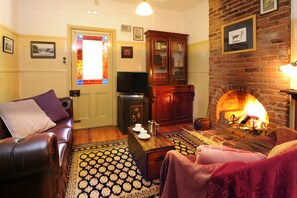 Living area - Como Cottages Accommodation (Olinda)