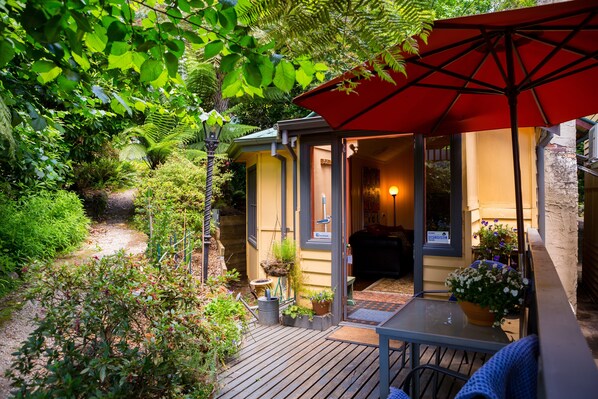 Como Spa Cottage | Exterior - Como Cottages Accommodation (Olinda)