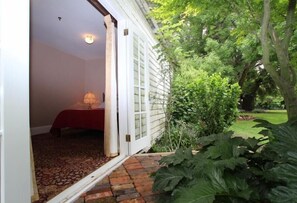 Garden Room, Accessible (Frank's Unit)