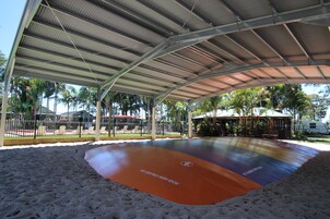 Zona de juegos infantil al aire libre