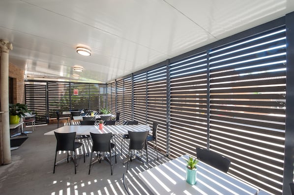 Desayuno continental gratuito y diario