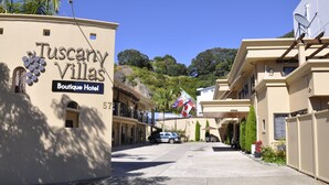 Front of property - Tuscany Villas Whakatane (Whakatane)