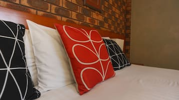Deluxe Room (Delux Room) | Premium bedding, minibar, in-room safe, cots/infant beds