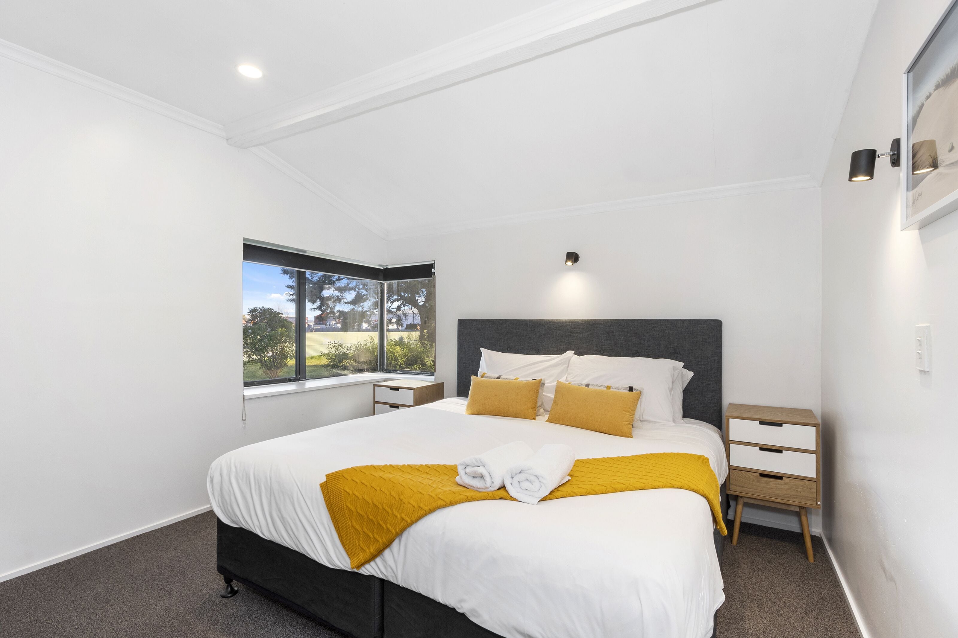 Familie huis | Individueel gedecoreerd, individueel gemeubileerd, een laptopwerkplek