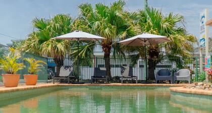 Santa Fe Motel & Holiday Units