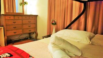 1 bedroom, free WiFi, bed sheets