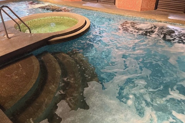 Sauna, steam room, reflexology