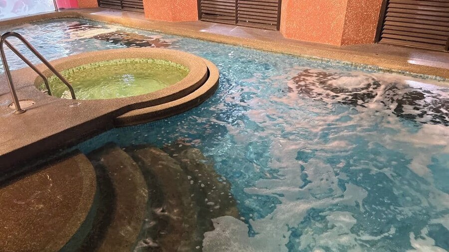 REGALODGE HOTEL & SPA