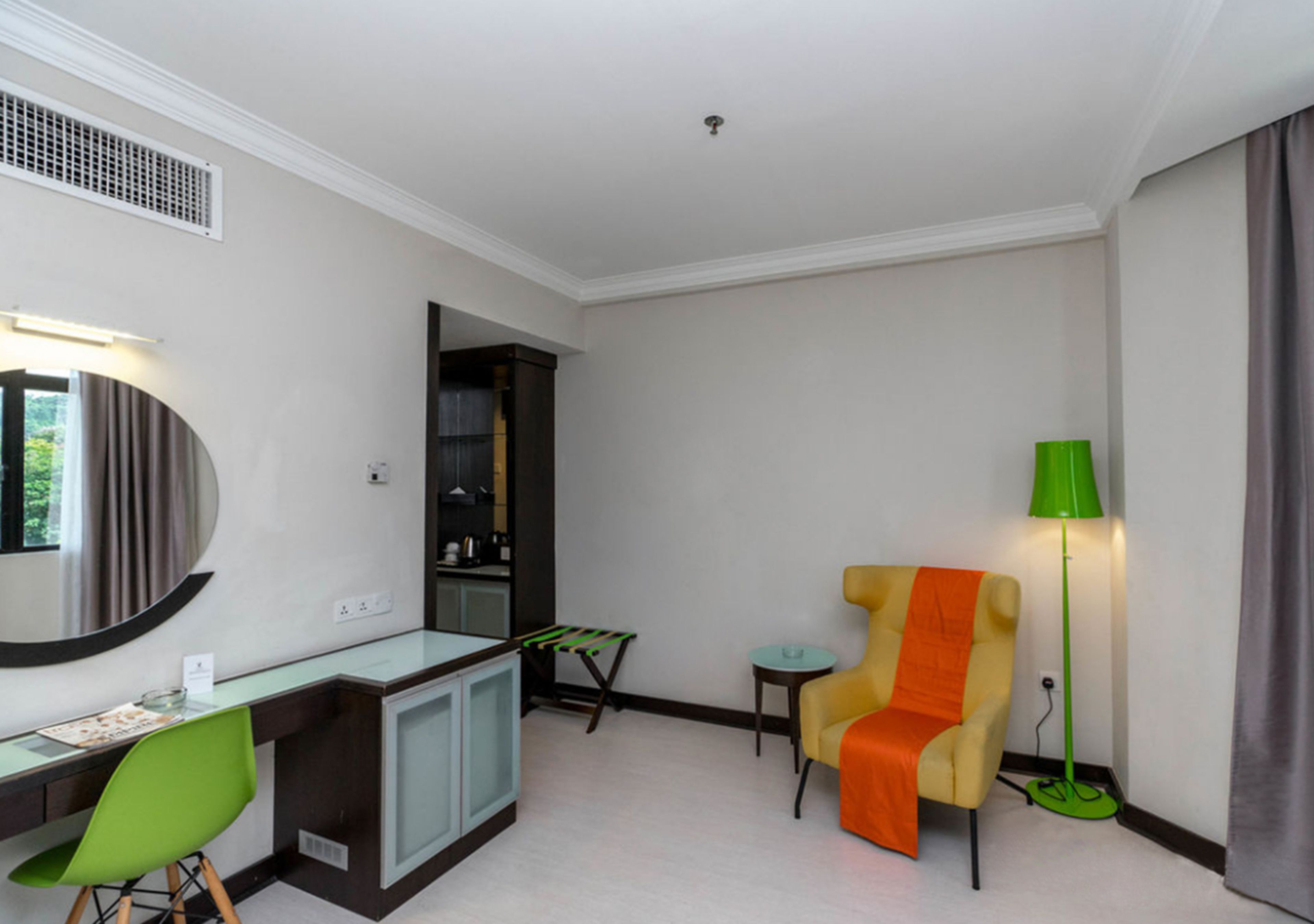 deluxe room | minibar, free wifi, wheelchair access