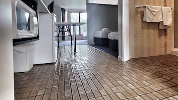 Standard Twin Room | Living area | LCD TV