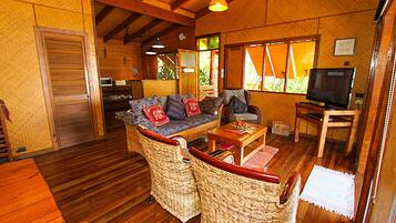 Standard Apartment, 2 Bedrooms, Non Smoking, Kitchen (Ocean View ) | Living area | Flat-screen TV