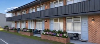 The Peninsula Motor Inn