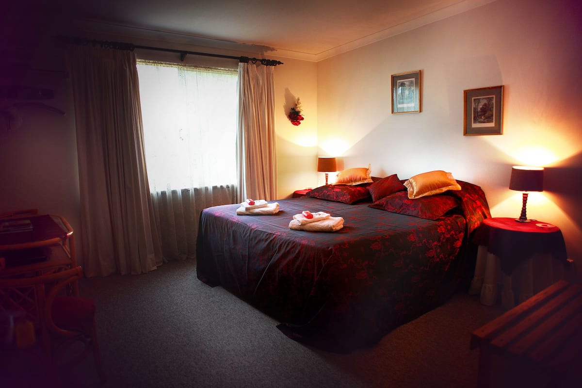 Suite Standard, 1 camera da letto, non fumatori, cucina (2 Burgundy Room) | Biancheria in cotone egiziano, biancheria da letto di alta qualità