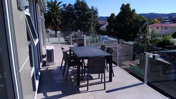 Standard Apartment, Multiple Bedrooms, Non Smoking, Kitchen (3 Bedroom Partial view) | Terrace/patio