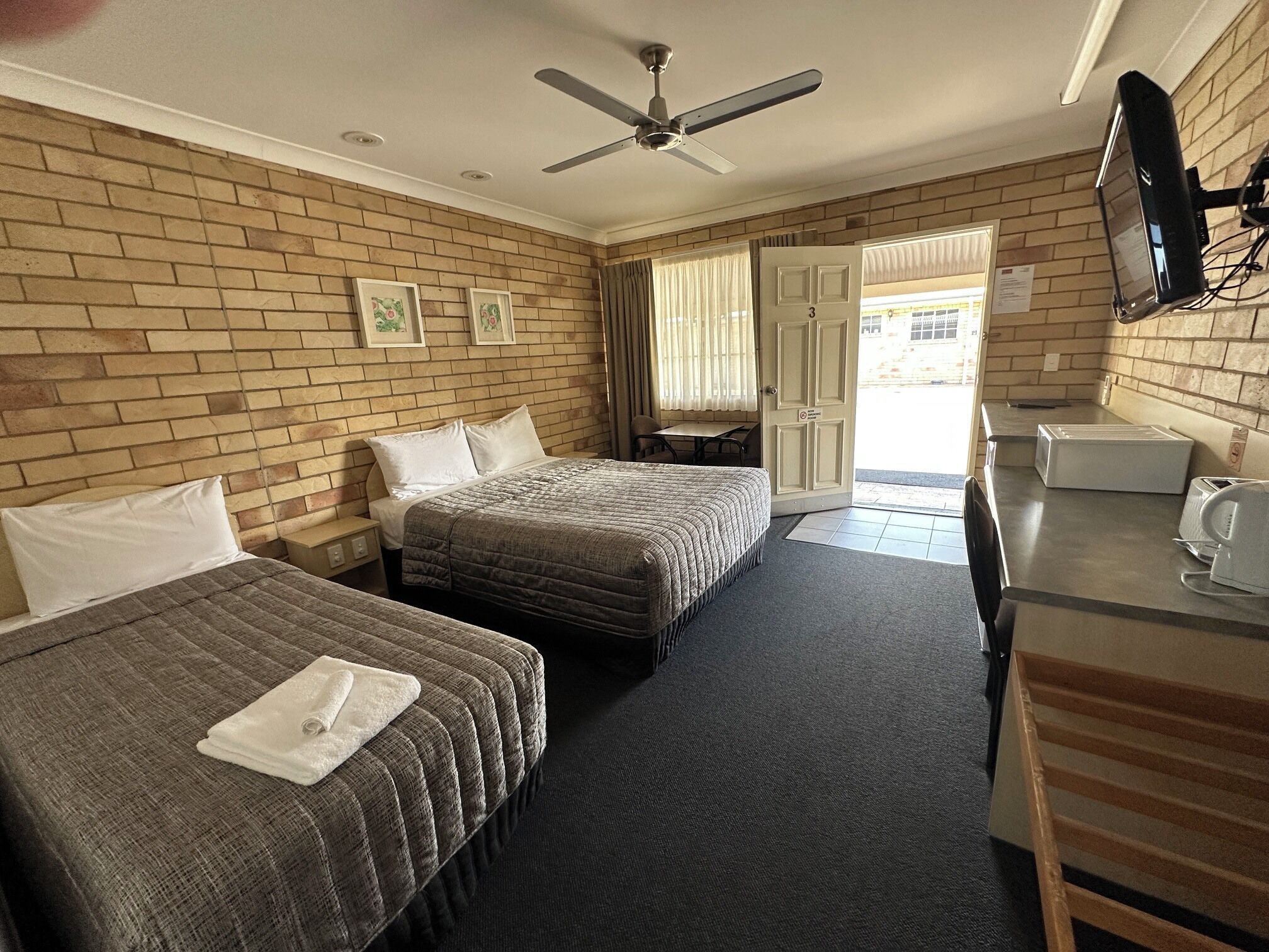 Comfort Twin Room, Mobility Accessible | Premium bedding, soundproofing, iron/ironing board, bed sheets