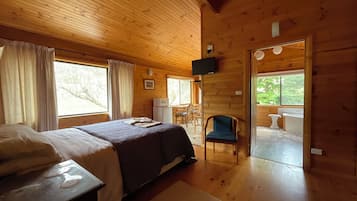 Studio, Jetted Tub, Mountain View