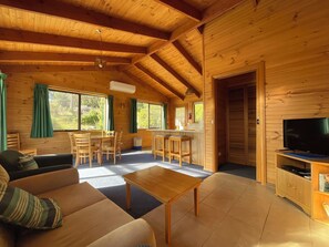 Superior-Ferienhaus, 2 Schlafzimmer | Wohnbereich