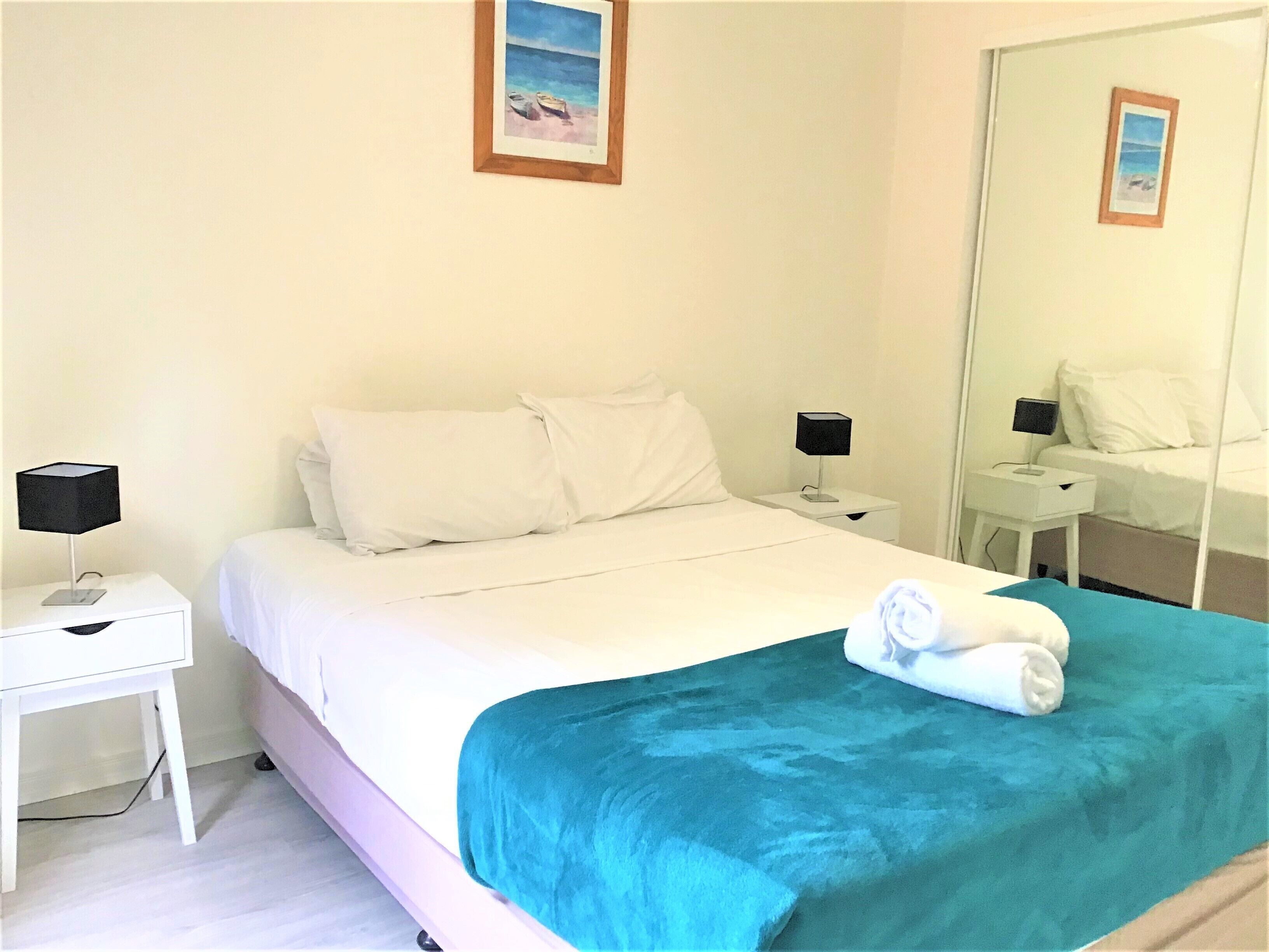 Beaches on Wave Street — image 9