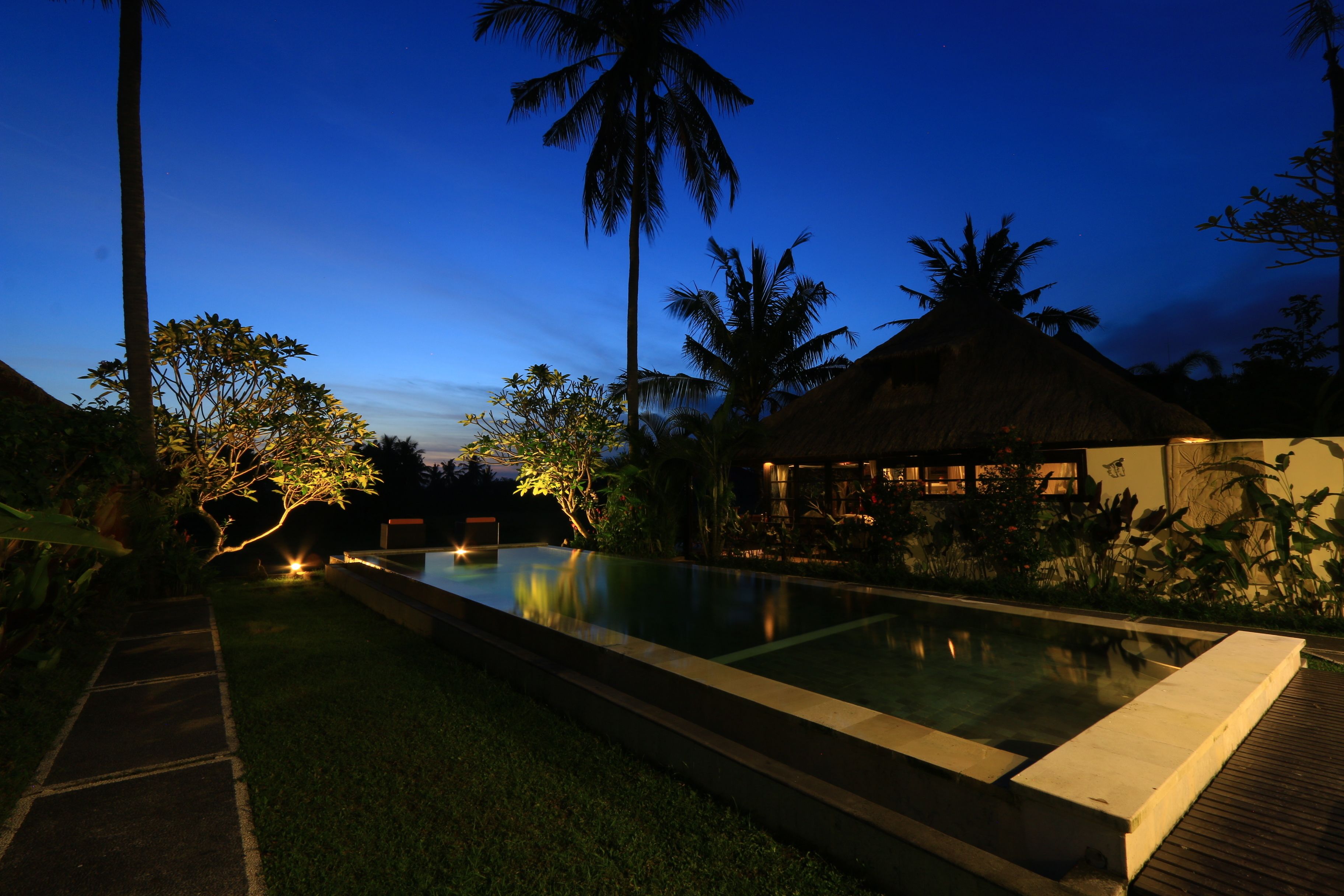 Foto - Lodtunduh Sari