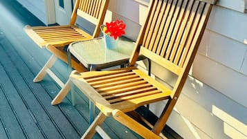 Desk, blackout curtains, iron/ironing board, free WiFi