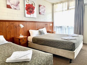 Budget Twin Room (upstairs) - Central Motel Mildura (Mildura)