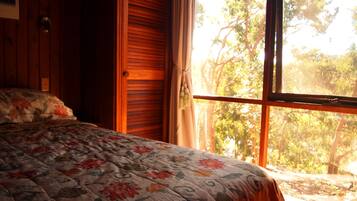 Standard Room, Non Smoking, Balcony (Riverbend) | 1 bedroom, desk, free WiFi, bed sheets