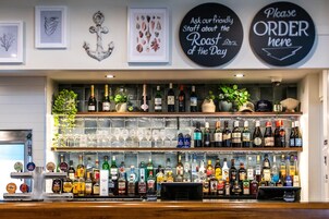Bar (en el alojamiento)