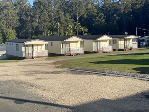 Standard Cabin, 2 Bedrooms, Non Smoking, Kitchenette (Self Contained Cabin)