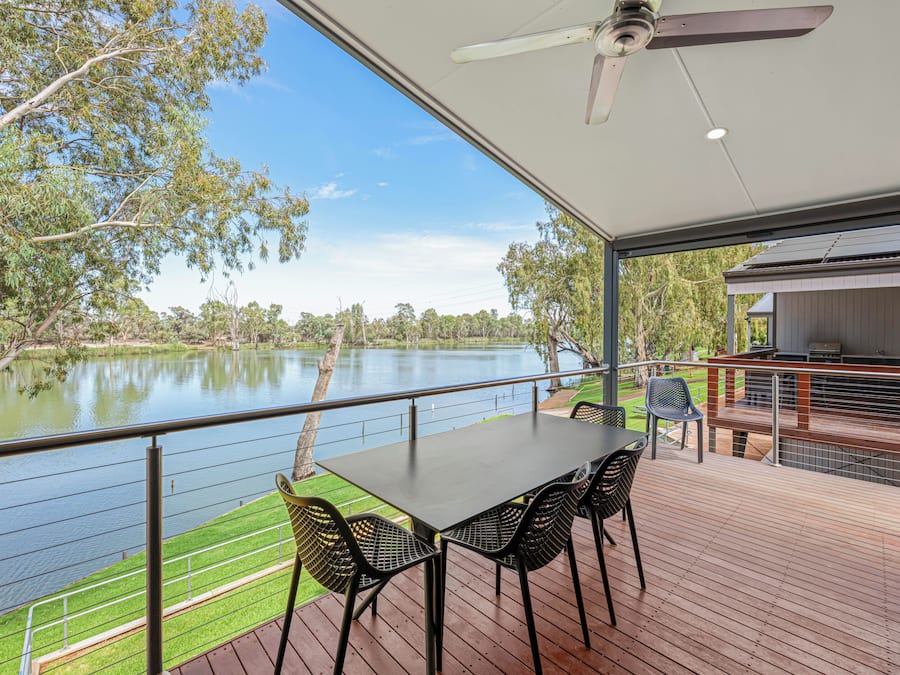 Cabana luxo, vista para o rio | Terraço/pátio