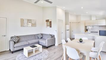 Elevated Riverfront Cabin | Living area | TV