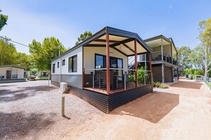 Terrace/patio - Rivergardens Holiday Park (Gol Gol)