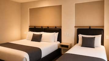 Superior Twin Room, 1 Bedroom | In-room safe, laptop workspace, iron/ironing board, free WiFi