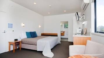 Individually decorated, individually furnished, laptop workspace